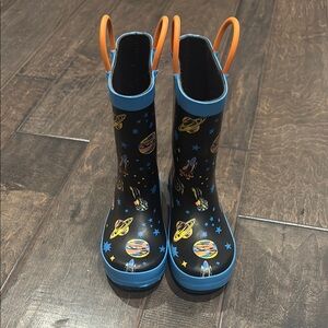 Cat & Jack Kids Space Print Rain Boots in Black, Blue & Orange